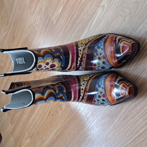 NOMAD Short yippy Cowboy Rain Boots Abstract Size 7 - Picture 3 of 6